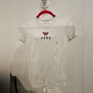 Aeropostale Women's Short Sleeve Shirt w/Butterfly Light Gray Small EUC